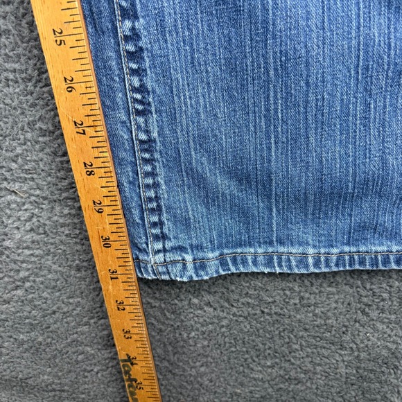 Wrangler Q Baby Womens Size 5 6 x 32 Bootcut Jeans Medium Wash Denim - Picture 5 of 8